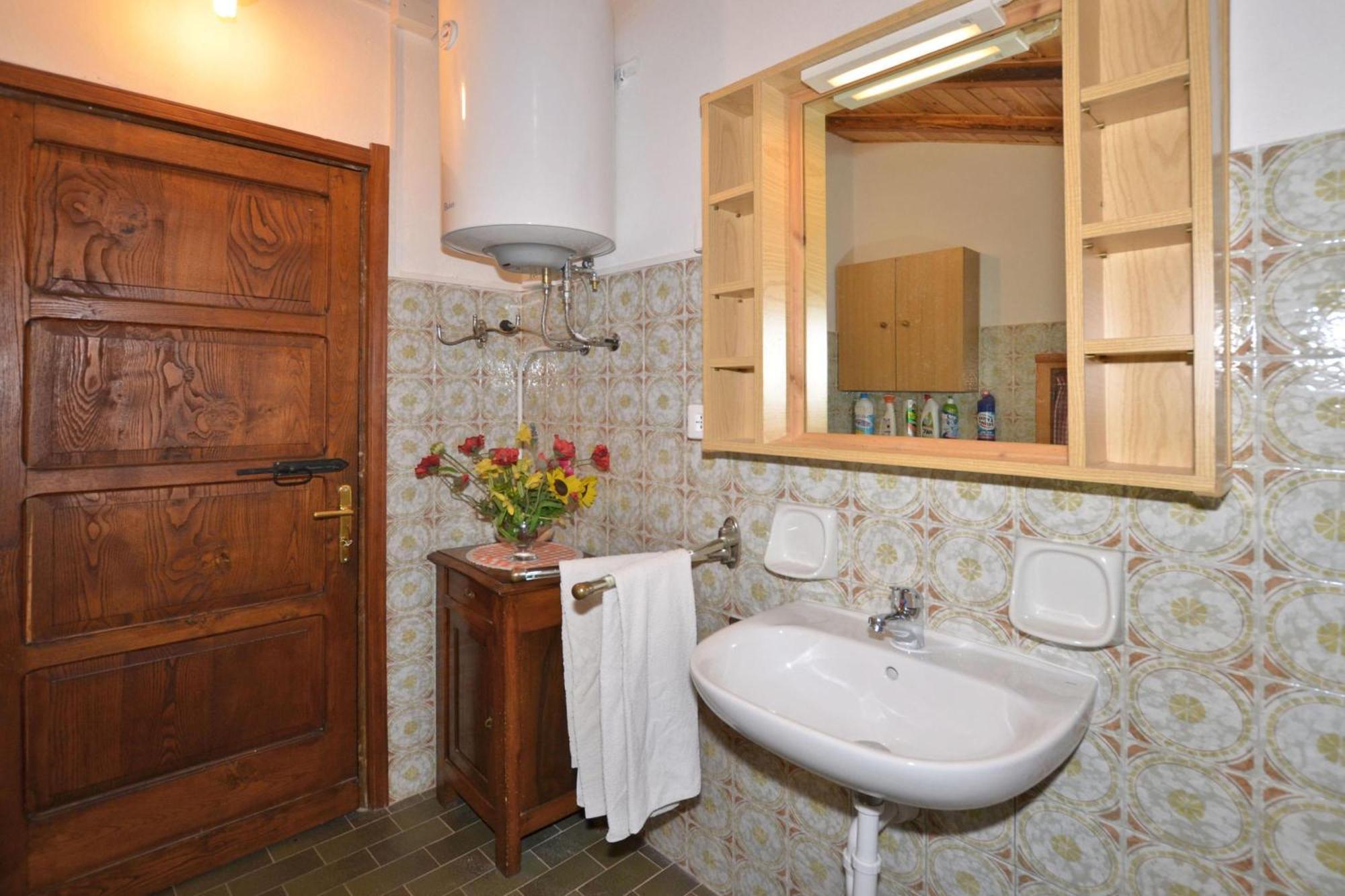 Casa Busso - Happy Rentals Esino Lario Eksteriør bilde