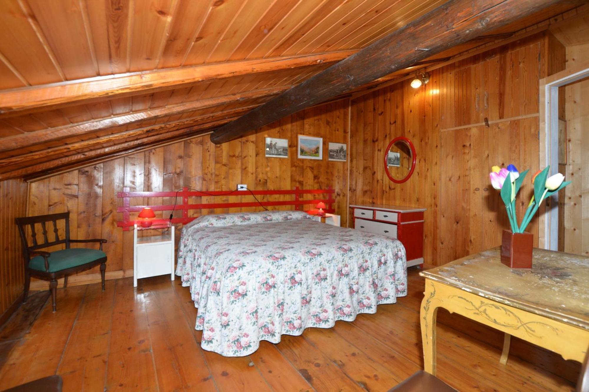 Casa Busso - Happy Rentals Esino Lario Eksteriør bilde