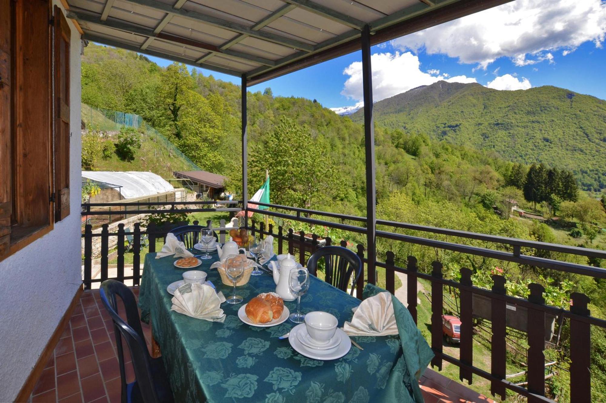 Casa Busso - Happy Rentals Esino Lario Eksteriør bilde